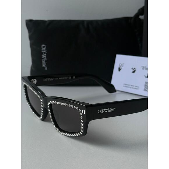 NEW Off White Miramar Black Crystal Sunglasses - Picture 3 of 6